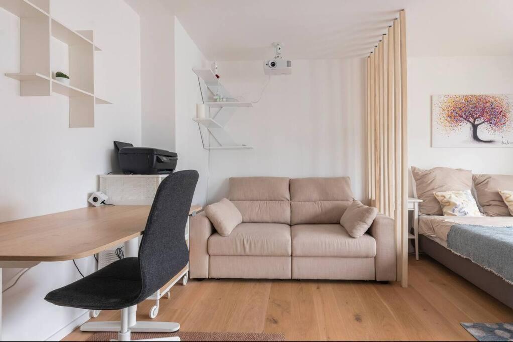 Modern Home In Central Βερολίνο Εξωτερικό φωτογραφία